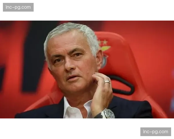 本菲卡战术体系适应葡超,穆里尼奥防守反击理念逐步贯彻