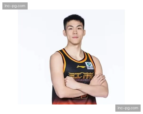 庞峥麟三分命中率47.2% 新秀后卫投射稳定性出众